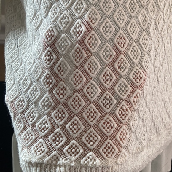 Women’s Large Lucky Brand Cream Pointelle Sweater with high/low camisole - Picture 4 of 10